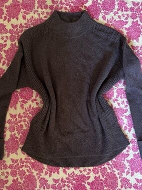 Treasure & Bond Women's Brown Mock Neck Sweater